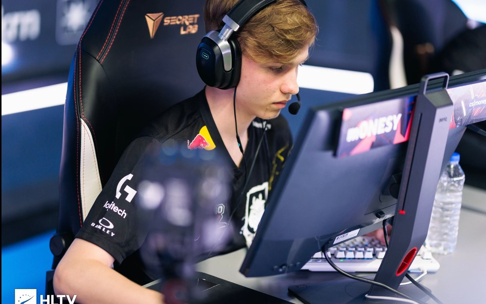 的考虑职业 的考虑职业